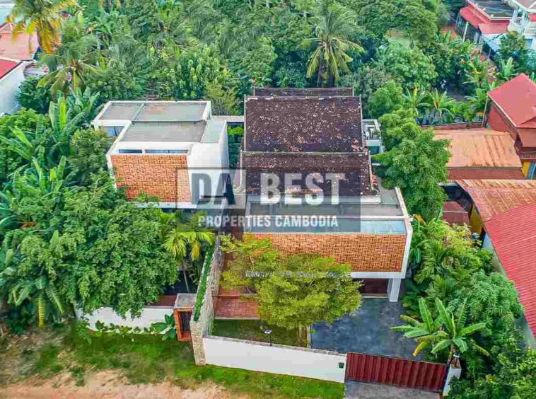  Modern Villa for Rent in Krong Siem Reap-Sala Kamraeuk