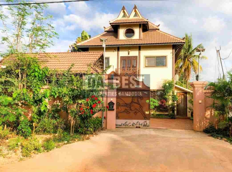 3 Bedroom Villa with Swimming Pool for Rent in Siem Reap- Svay Dangkum