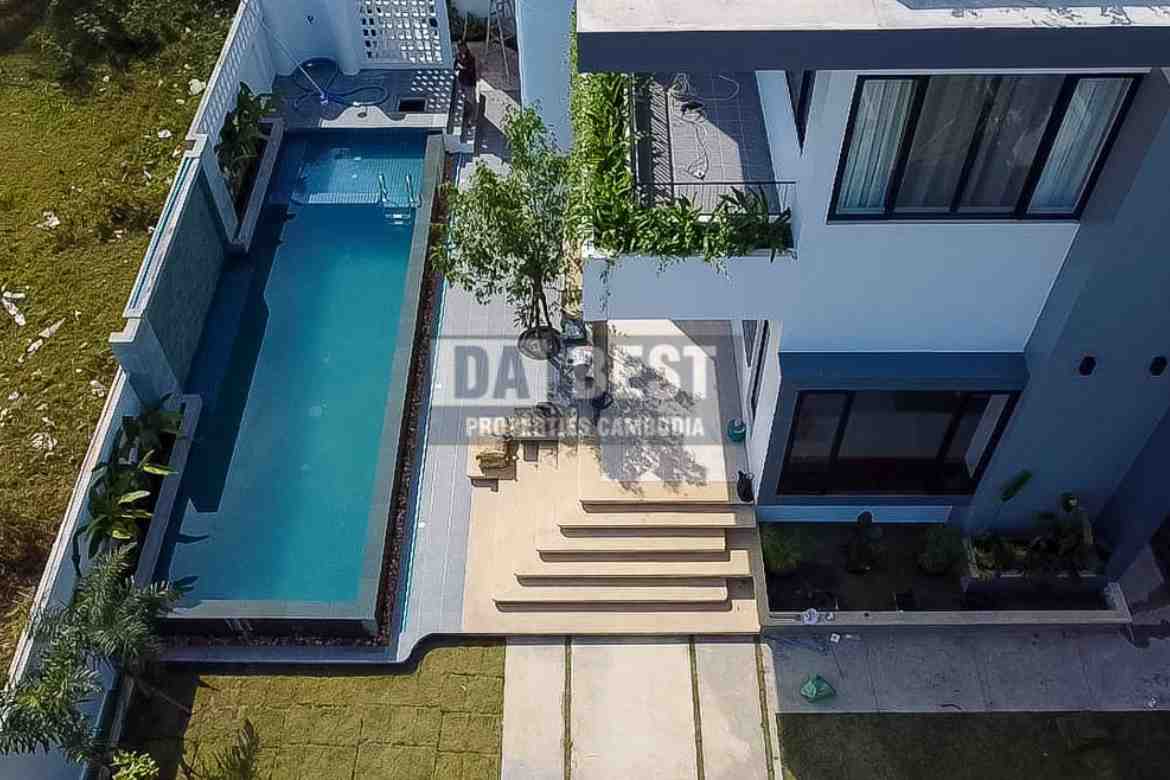 Modern 4 bedroom private Family Villa Swimming pool for Rent in Siem Reap