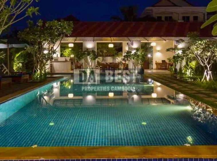 8Room Hotel for Sale in Siem Reap City- Sala Kamreuk- Swimming pool