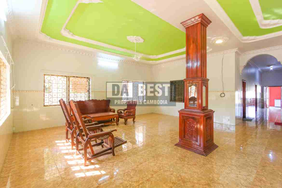 Central 30 Room Hotel For Sale In Siem Reap – Svay Dangkum-Living area
