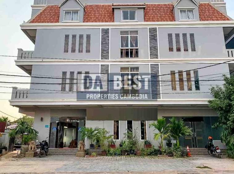 Central Hotel For Rent With 27 Rooms Siem Reap With Pool-Near The Night Market - Building