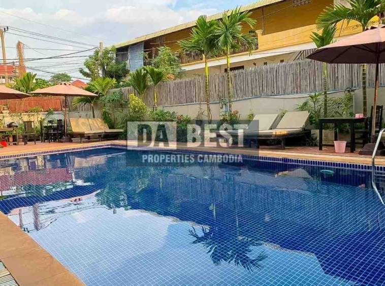Central Hotel For Rent With 27 Rooms Siem Reap With Pool-Near The Night Market -Swimming pool -1