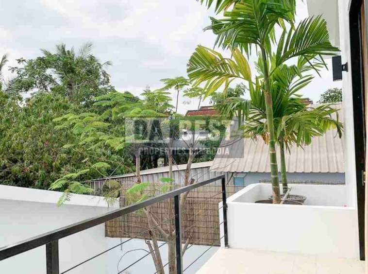 Modern Private Villa 2 Bedroom For Rent In Siem Reap - Svay Dangkum - Balcony