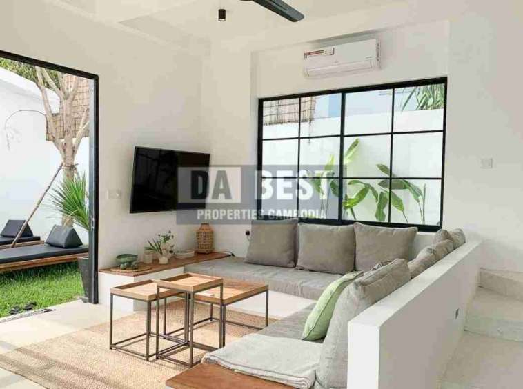 Modern Private Villa 2 Bedroom For Rent In Siem Reap - Svay Dangkum - Living room -1