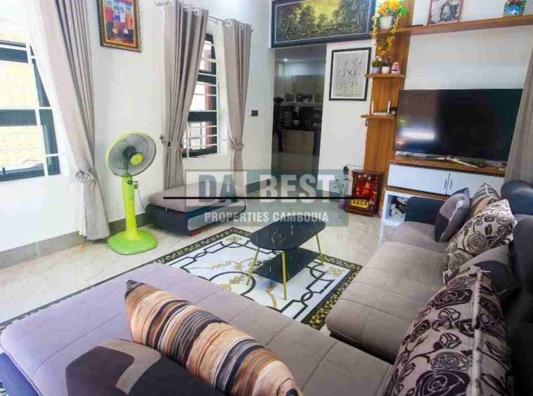 New Modern House 4 Bedroom For Rent In Siem Reap - Sla Kram - Living room - 3