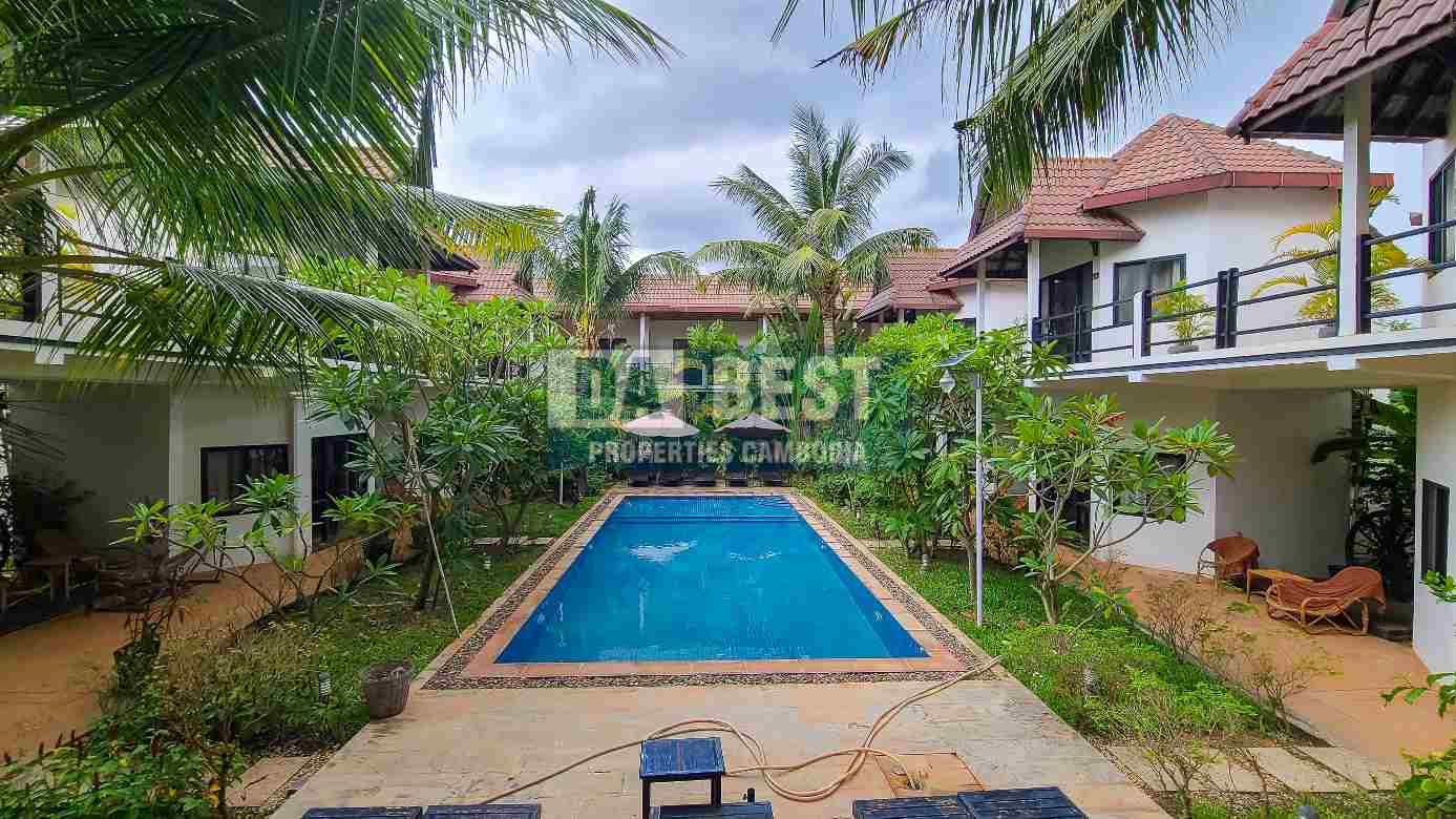 30 Room Boutique Hotel For Sale In Siem Reap - Sala Kamreuk - Swimming pool area