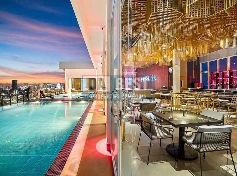 Modern Condo For Rent In Modern Condo For Rent In Sihanoukville - Swimming pool and Sky bar