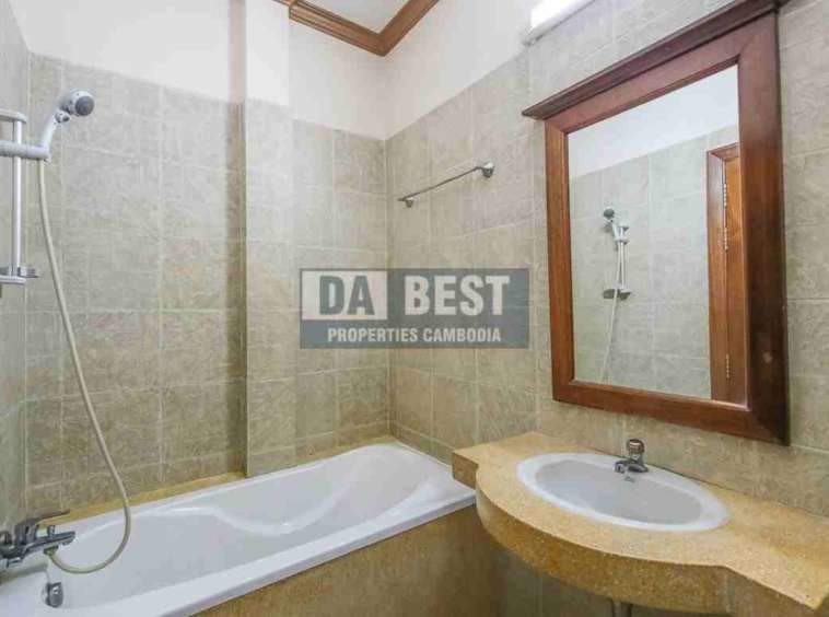 Private House 3 Bedroom For Rent In Siem Reap - Sala Kamreuk - Bathroom - 1