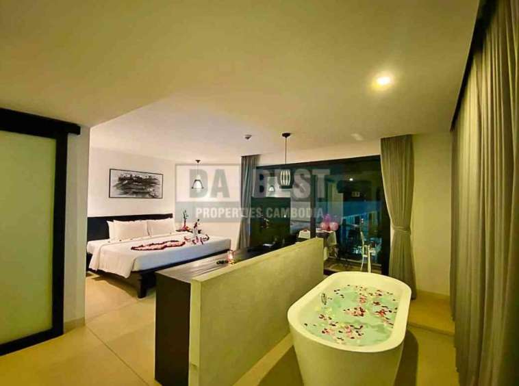 14 Room Boutique Hotel For Rent In Krong Siem Reap Near Pub Street - Deluxe double 3 and Bathtub