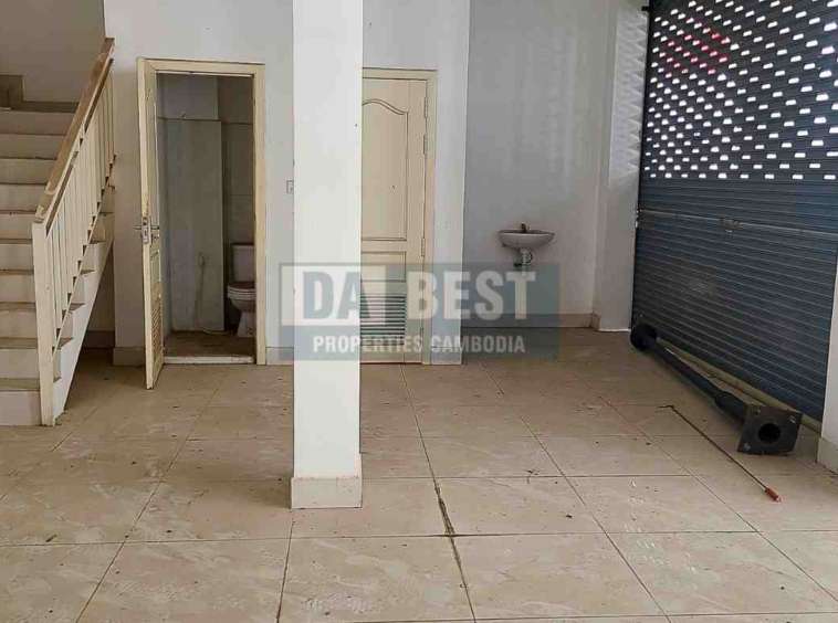 Shophouse Retail Space For Rent In Siem Reap – Opposite River Side - Bathroom