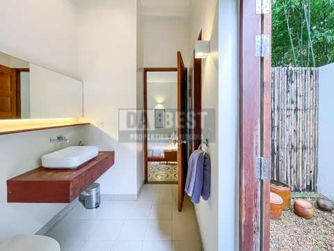 Private Villa 3 Bedrooms With Swimming Pool For Sale In Krong Siem Reap - Bathroom-3