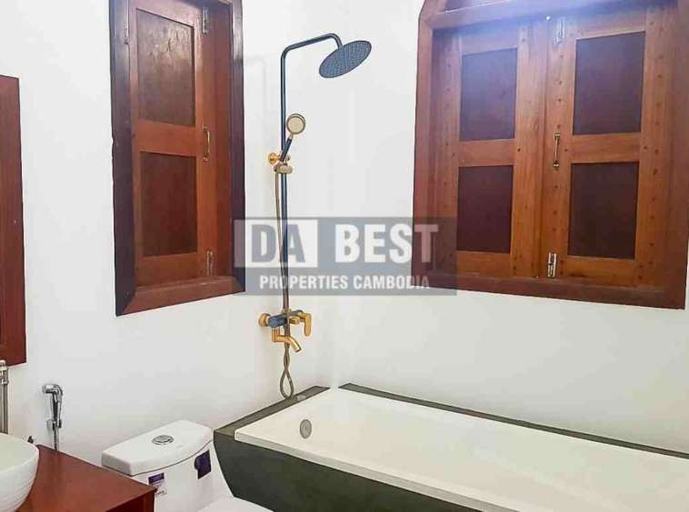 Villa For Private Stay Home Stay Or Office For rent - Svay Dangkum - Bathroom