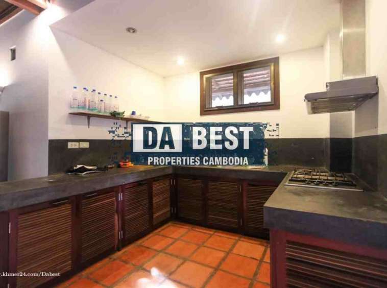 Wooden House 2 Bedroom For Rent In Siem Reap - Sala Kamreuk - Kitchen