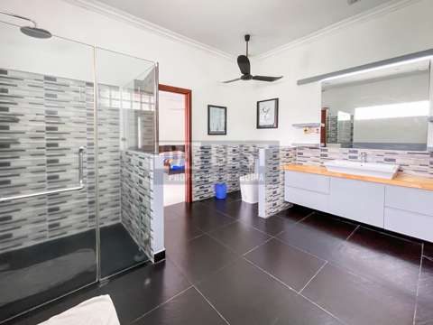 Modern 2 Bedroom Villa For Rent In Siem Reap - Bathroom-2