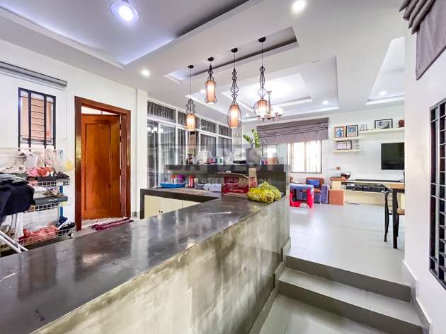 4 Bedroom House For Sale In Siem Reap – Kitchen