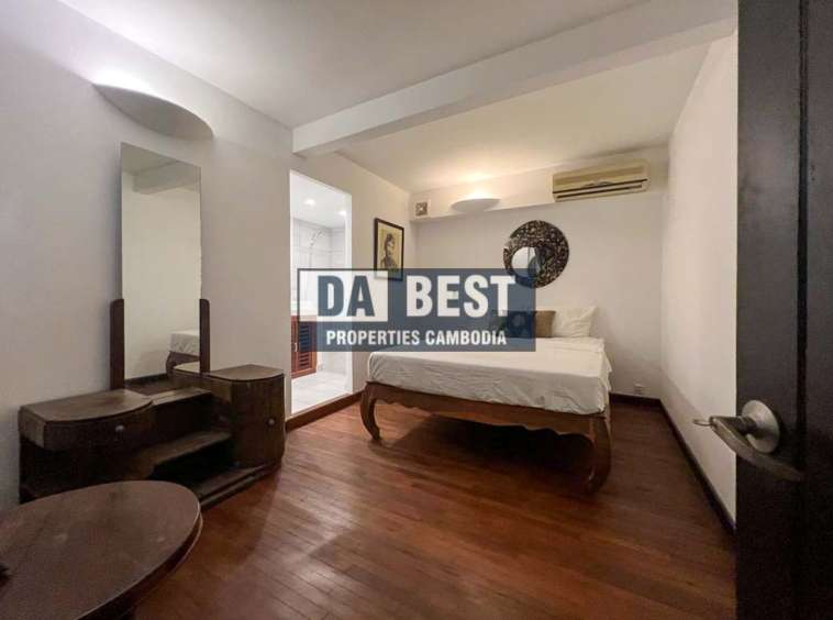 Beautiful 3 Bedrooms Apartment for rent in Phnom Penh - Riverside- bedroom