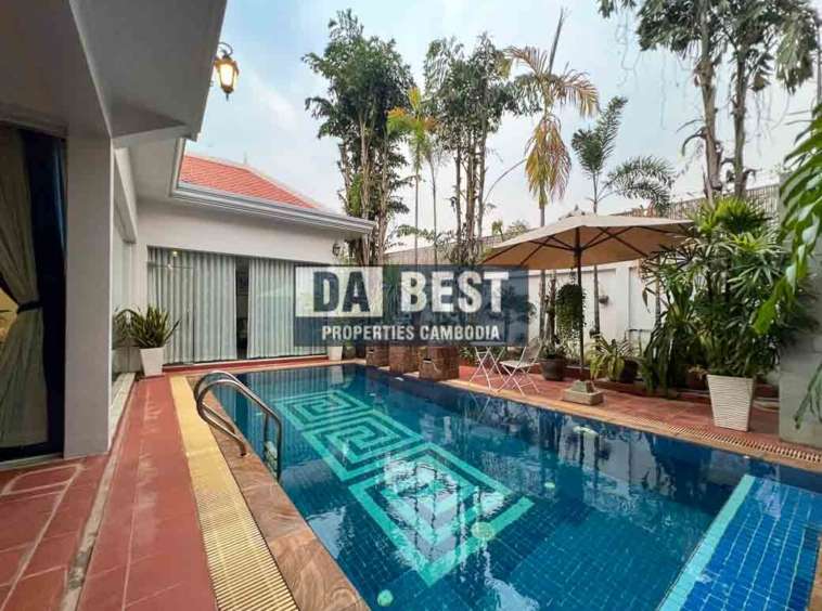stunning villa-for-rent-with-swimming-pool-in-siem-reap