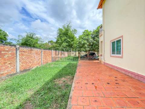 House 4 Bedroom For Sale In Siem Reap – Svay Dangkum-2