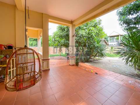 House 4 Bedroom For Sale In Siem Reap – Svay Dangkum-4