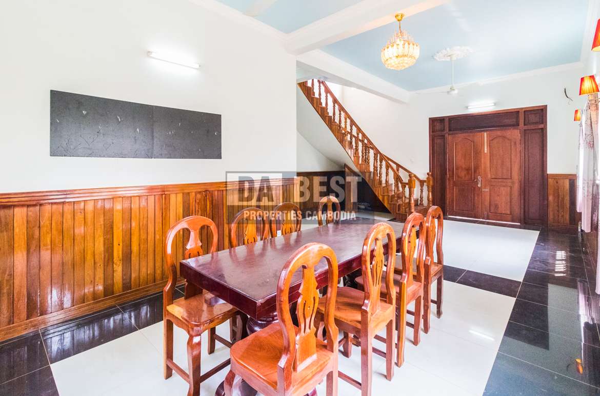 4 Bedrooms Villa for Rent in Krong Siem Reap-Svay Dangkum-3