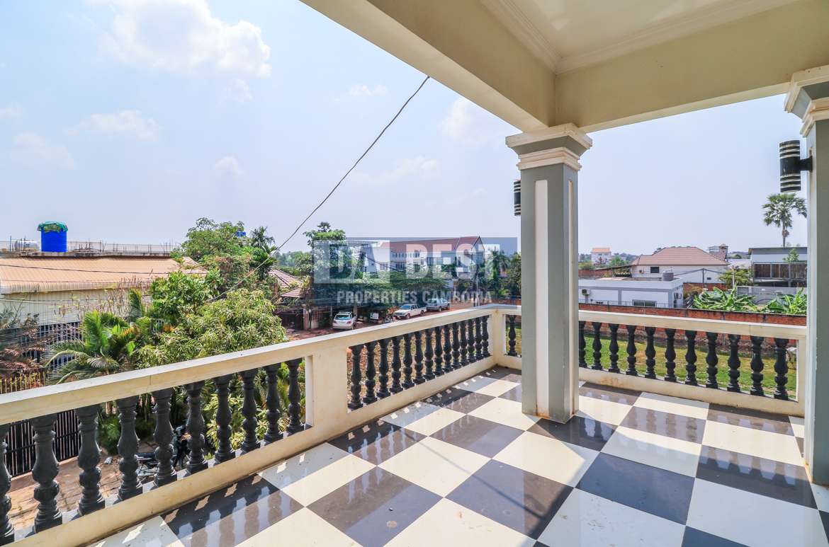 4 Bedrooms Villa for Rent in Krong Siem Reap-Svay Dangkum-5