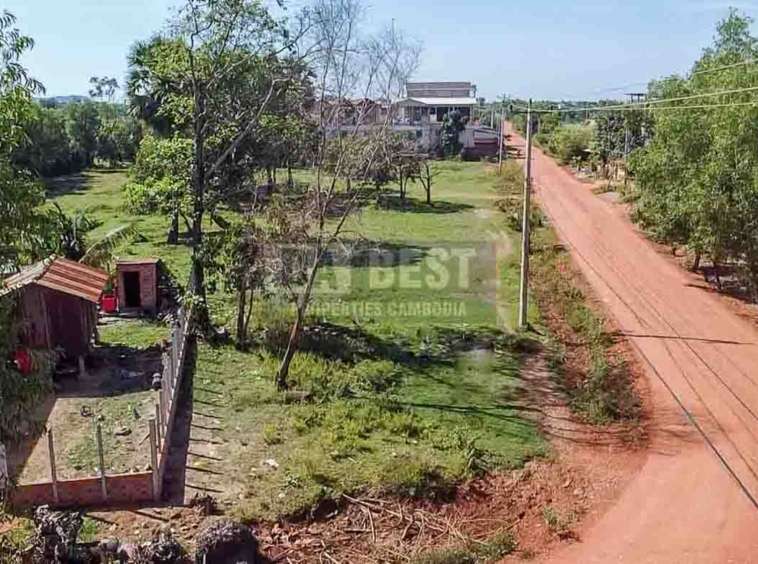 Land for Sale in Siem Reap - Near Phum Baitang and Angkor Golf